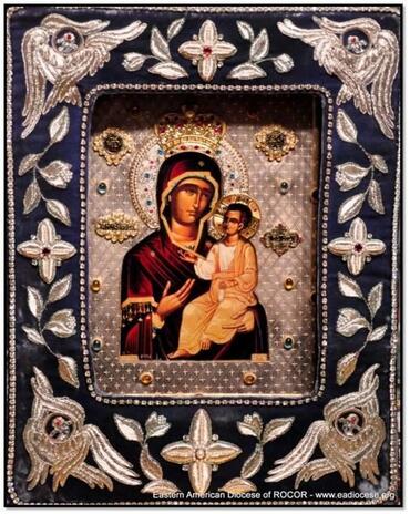 Икона: Иверская Монреальская, Мироточивая