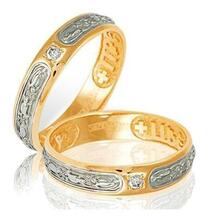 Венчальное золотое кольцо с бриллиантом с молитвой к Богородице